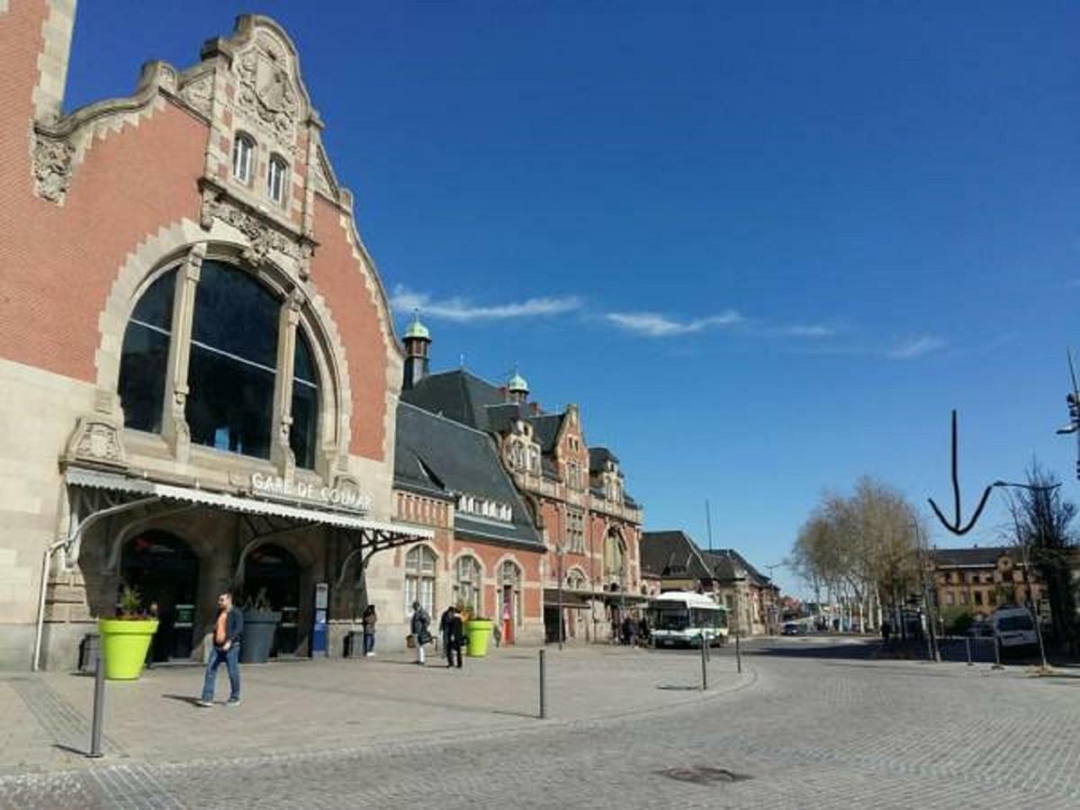 Studio De Charme Au Pied De La Gare Apartment Colmar Exterior photo