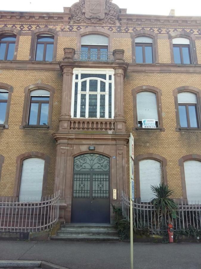 Studio De Charme Au Pied De La Gare Apartment Colmar Exterior photo